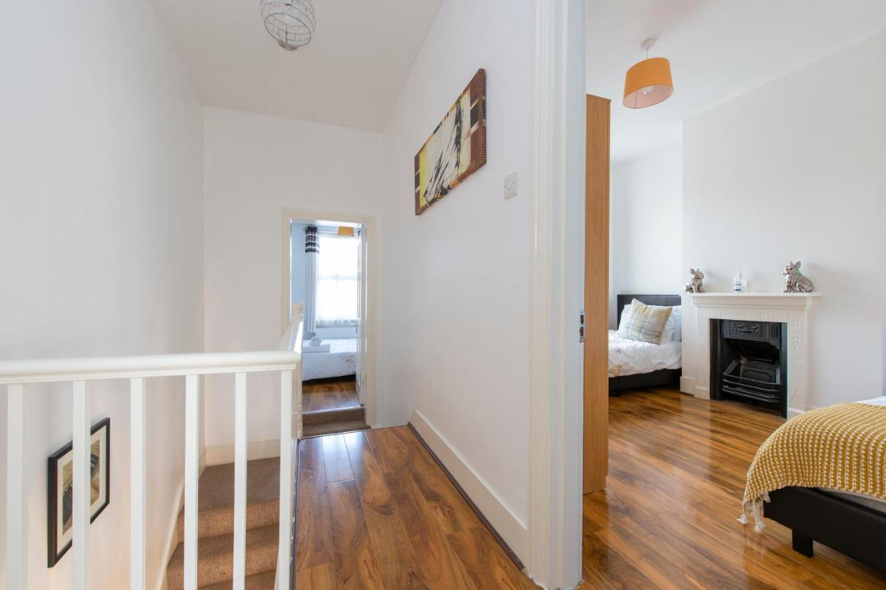 Fortified Home Rochester מראה חיצוני תמונה